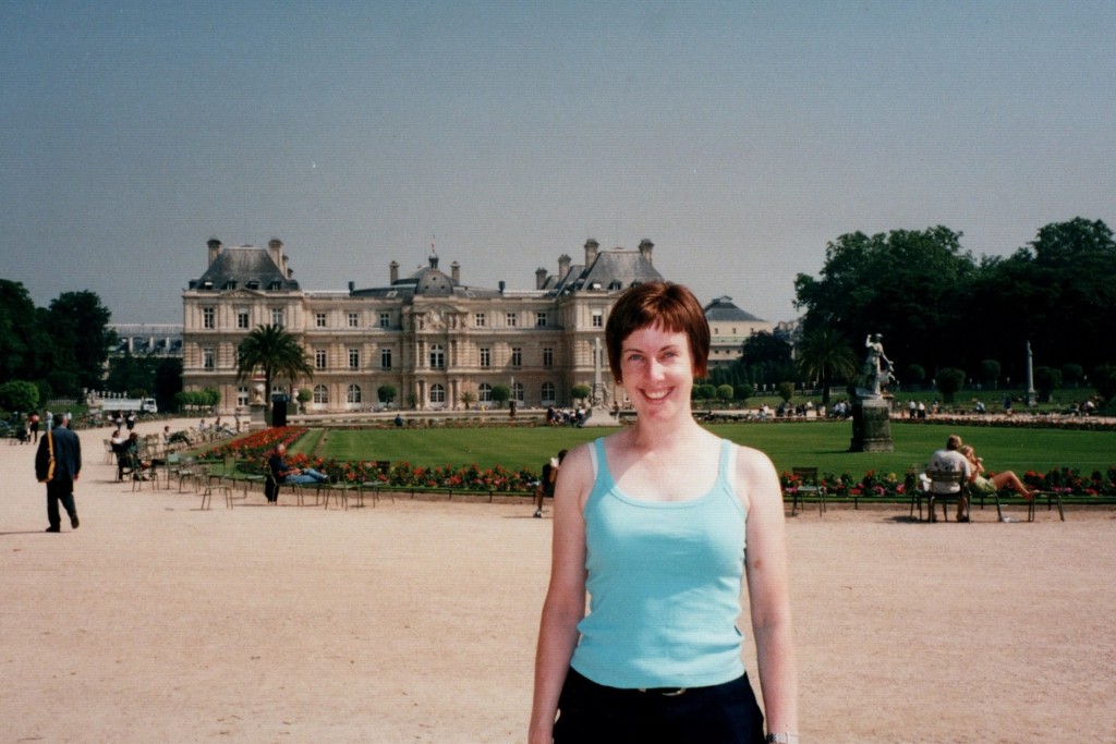 Paris 1999 Fail. Unflattering singlet, thus I've elected to draw the eye upward to my diabolical fringe situation.